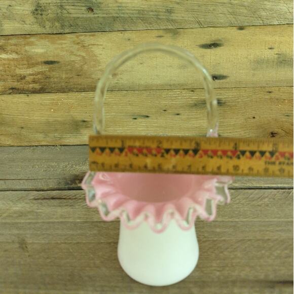 Vintage Peach Crest 7" Basket by Fenton 1940-1969 Crafted in the US - Picture 11 of 11